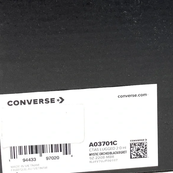 Converse Chuck Taylor Lugged 2.0 High Top Canvas Bordo Women's Sneakers A03701C - Picture 8 of 9